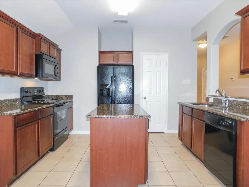 101 Kincaid Drive Sanger, TX 76266