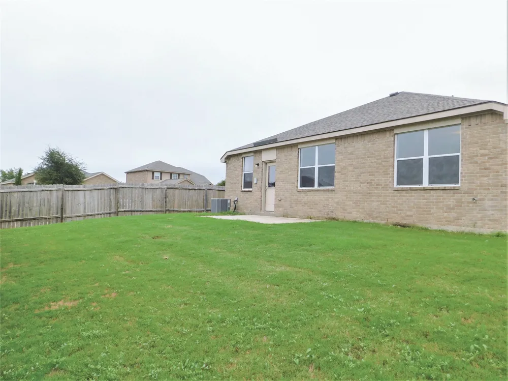 101 Kincaid Drive Sanger, TX 76266