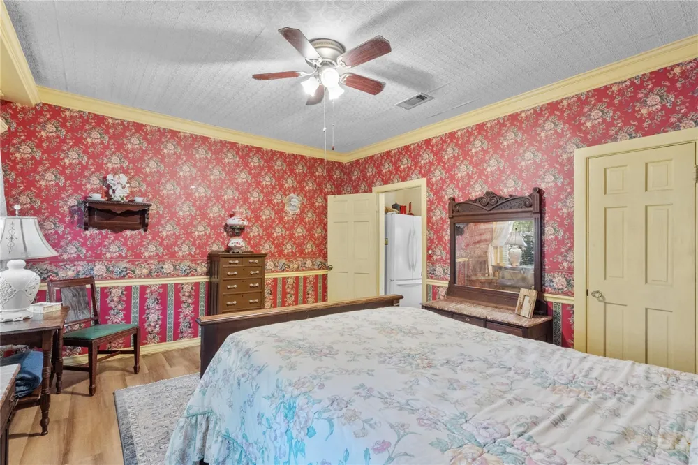 2641 Us-69 Doucette, TX 75942