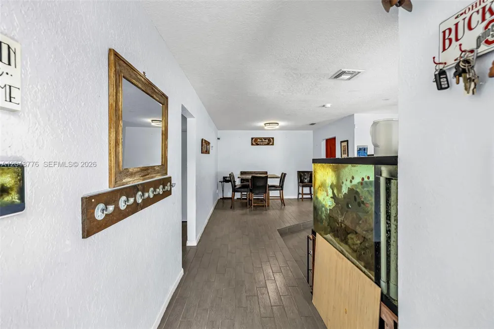 5045 SW 10th St Margate, FL 33068