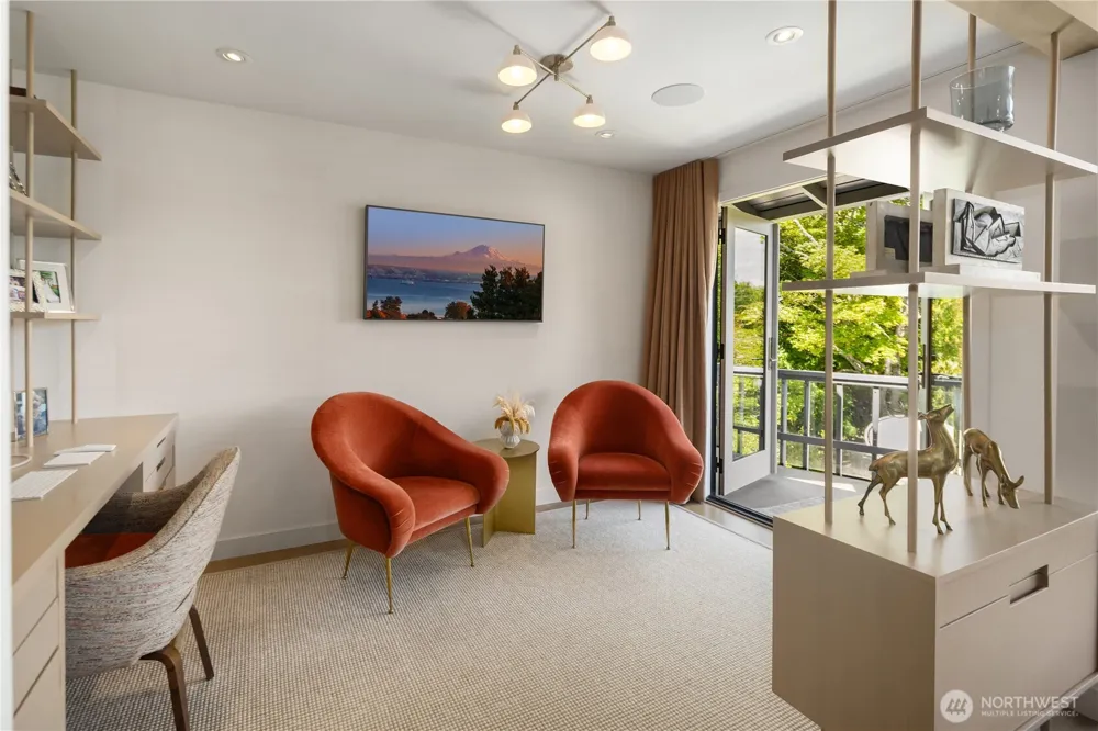 1514 Shenandoah Drive E Seattle, WA 98112