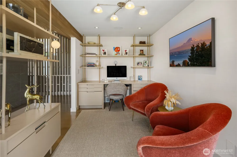 1514 Shenandoah Drive E Seattle, WA 98112