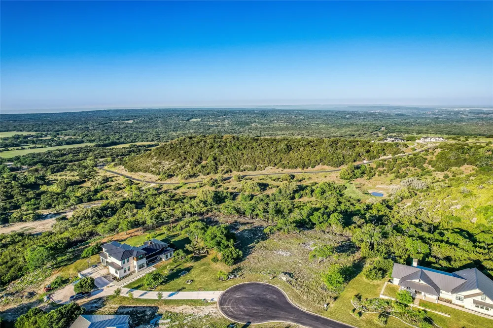 102 Big Sky Burnet, TX 78611