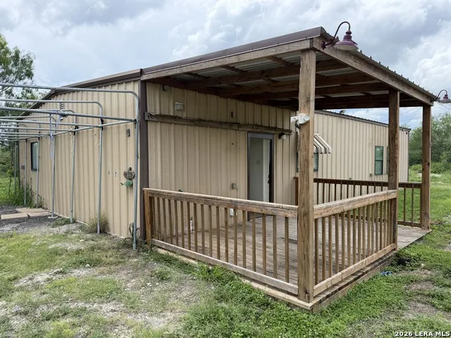 2711 W Highway 72 Three Rivers, TX 78071