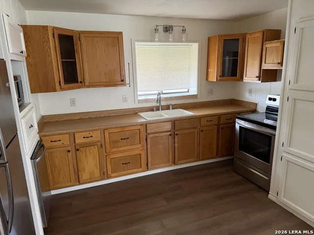 2711 W Highway 72 Three Rivers, TX 78071