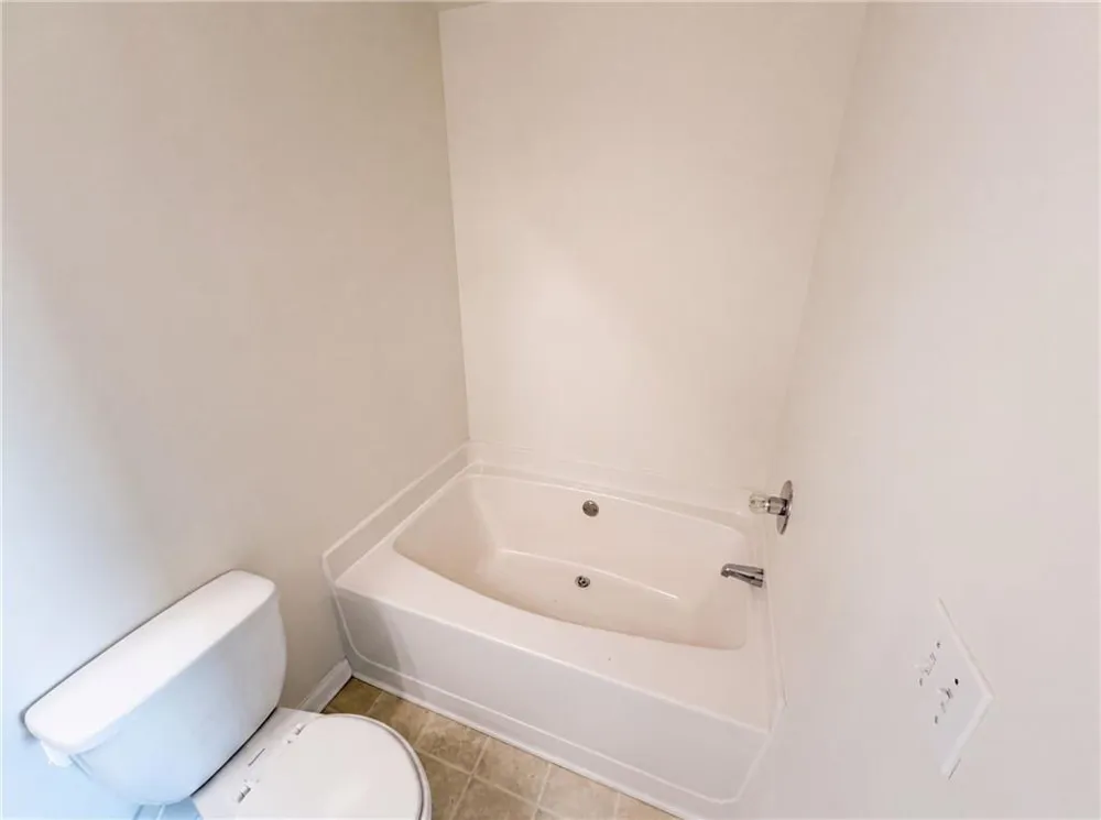 2111 Ferentz Trace Norcross, GA 30071