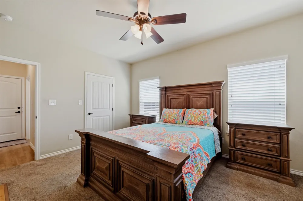 816 E Northside Drive Pilot Point, TX 76258