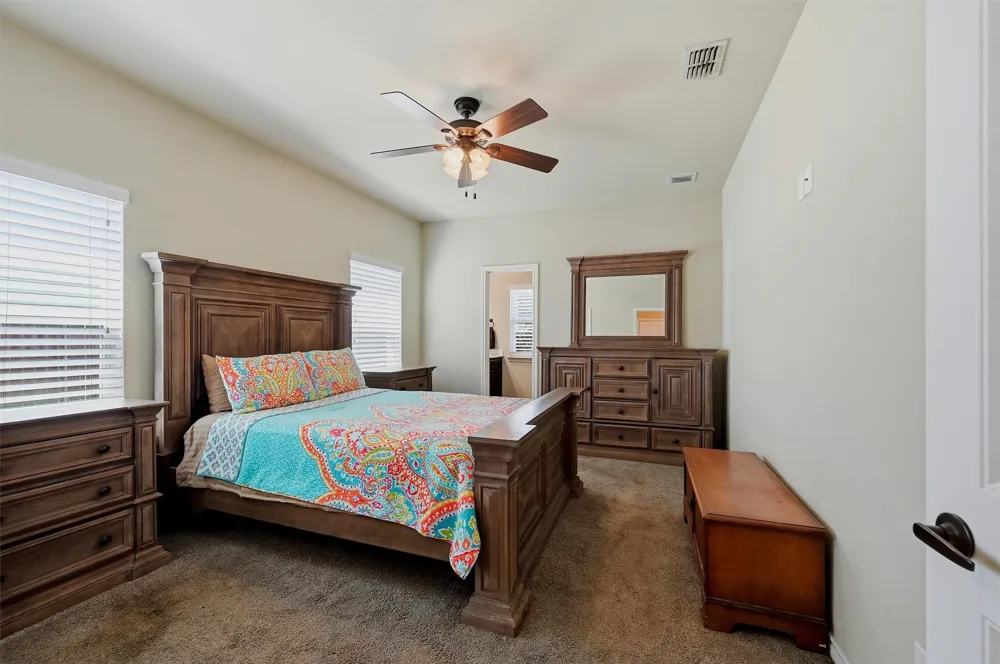 816 E Northside Drive Pilot Point, TX 76258