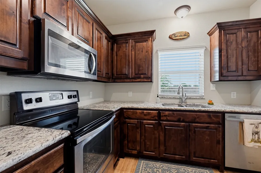 816 E Northside Drive Pilot Point, TX 76258