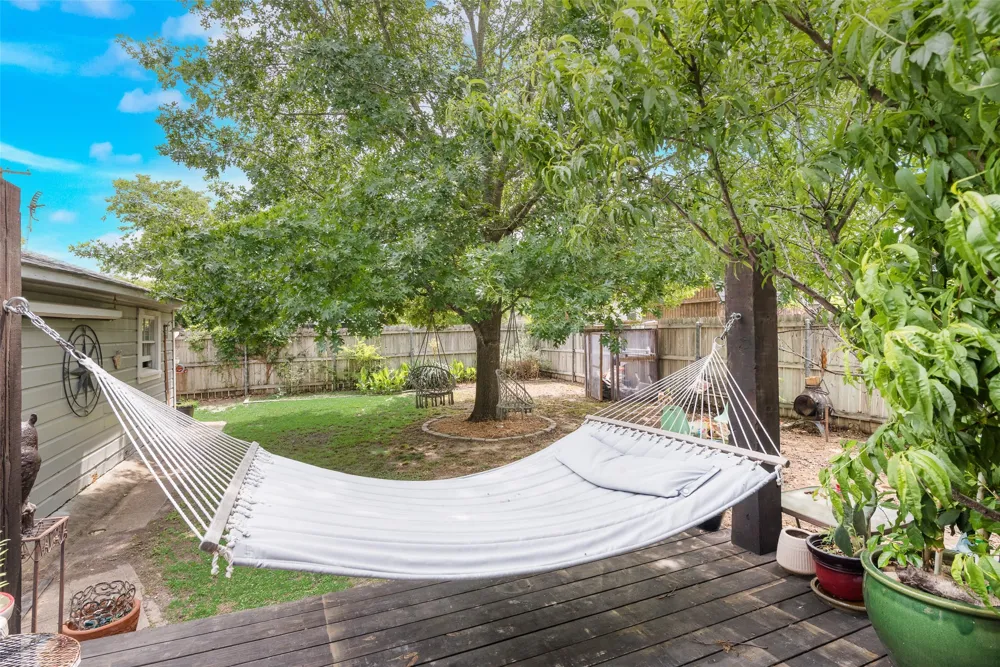 405 Pecan Street Forreston, TX 76041