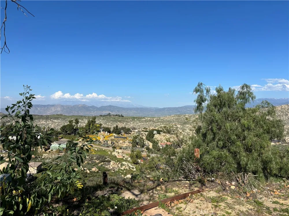 41300 Polly Butte Hemet, CA 92544