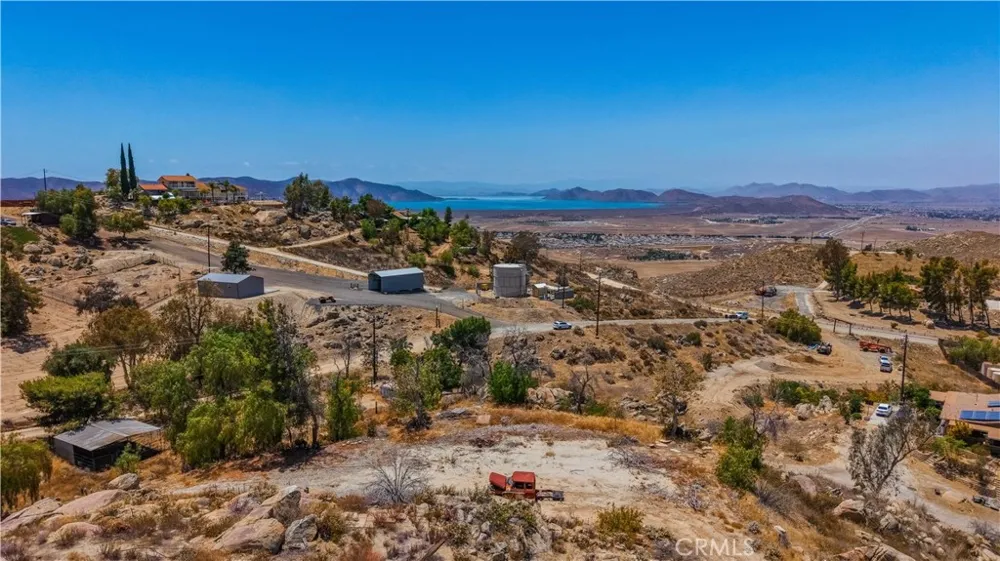 41300 Polly Butte Hemet, CA 92544