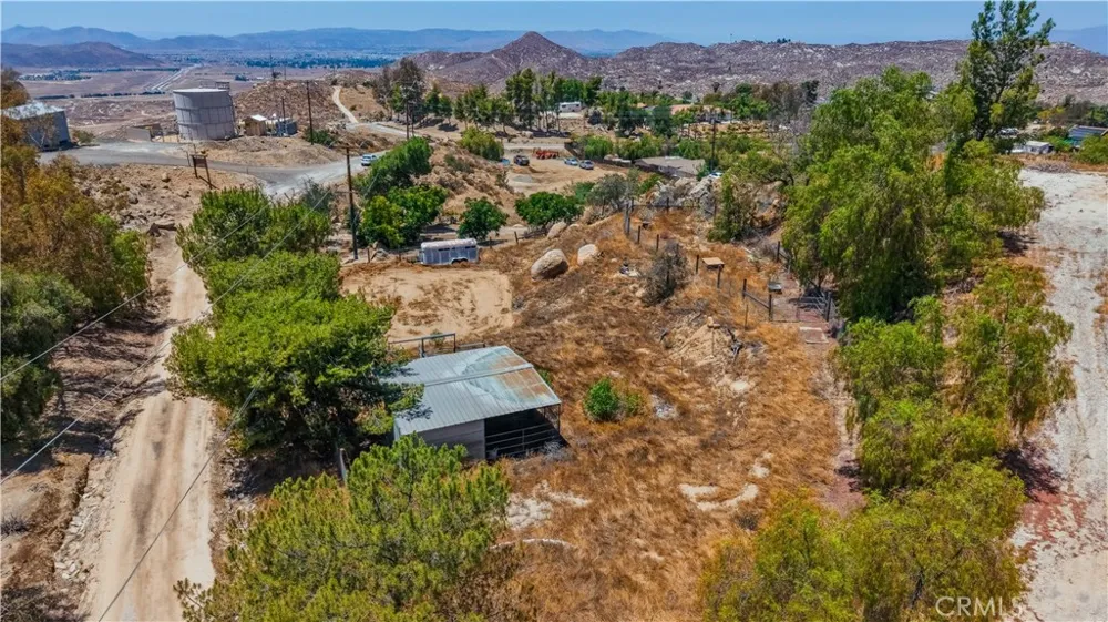 41300 Polly Butte Hemet, CA 92544