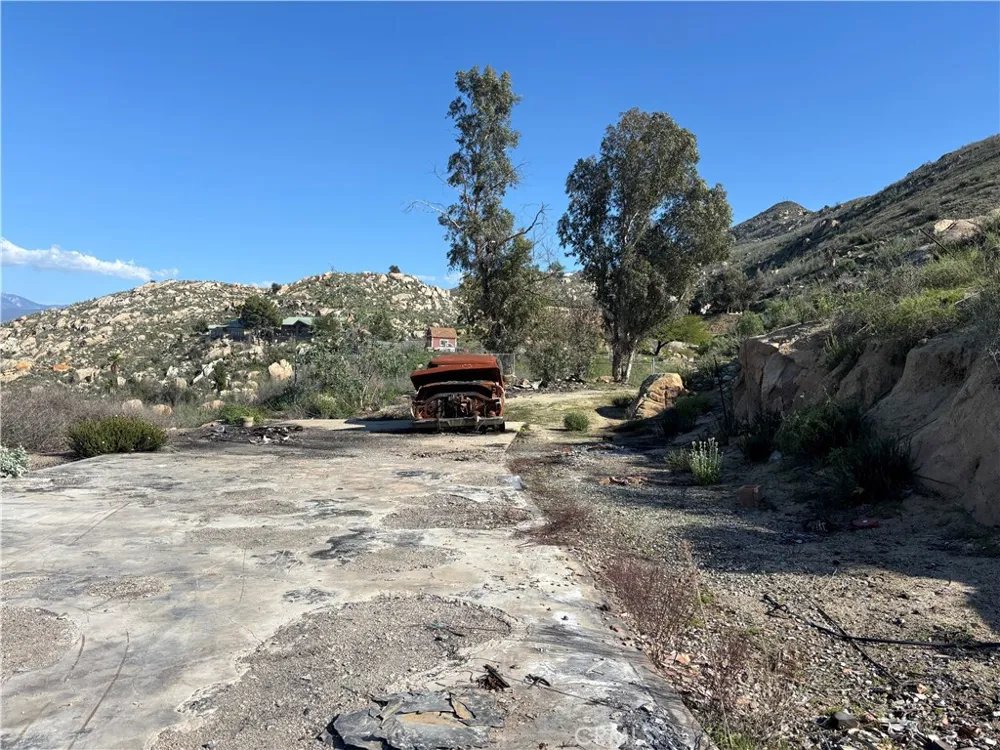 41300 Polly Butte Hemet, CA 92544