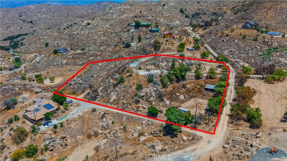 41300 Polly Butte Hemet, CA 92544