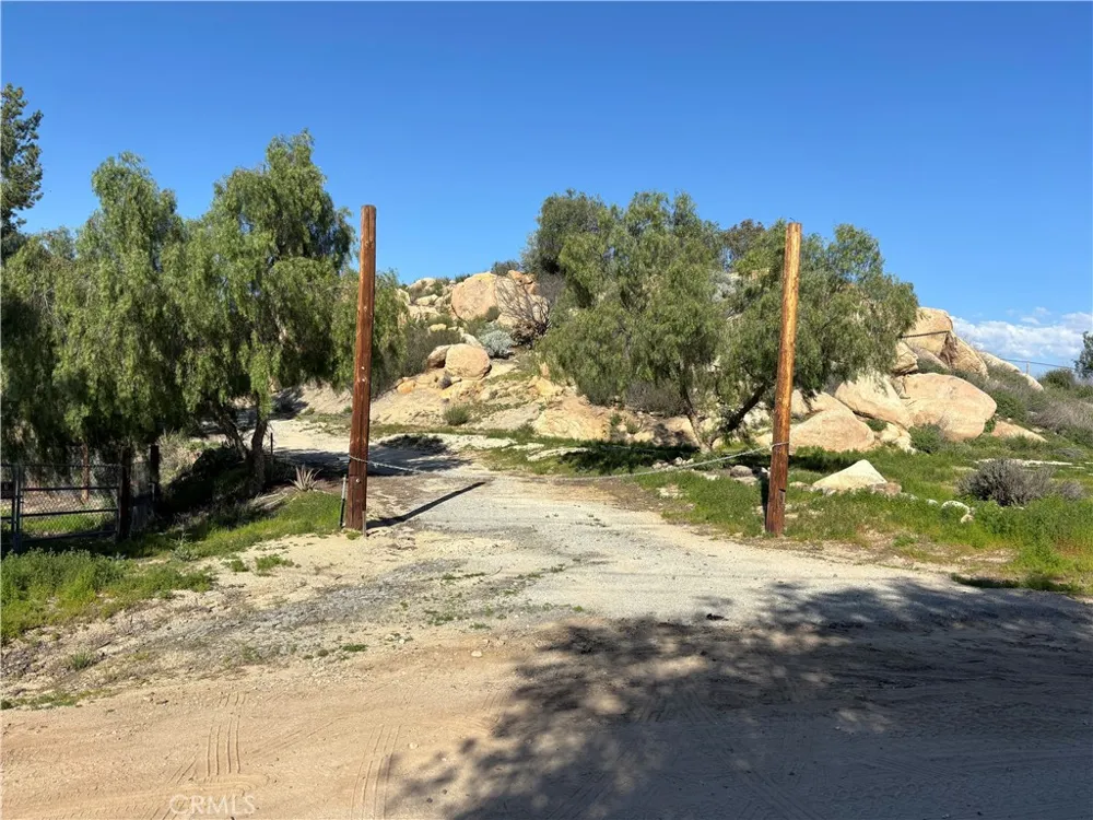41300 Polly Butte Hemet, CA 92544