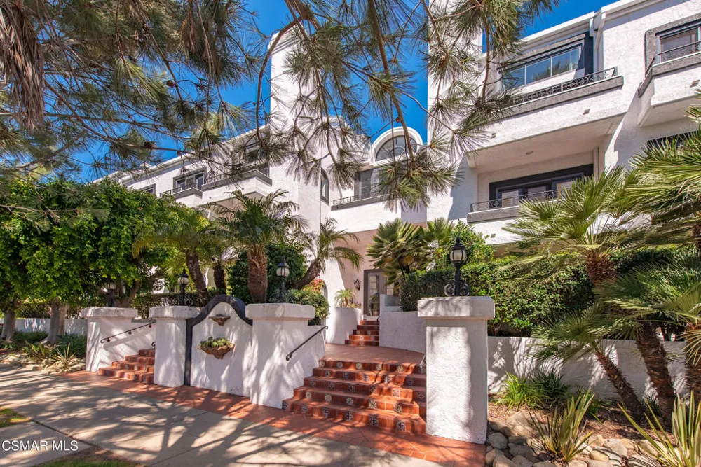 1133 9th Street #301 Santa Monica, CA 90403