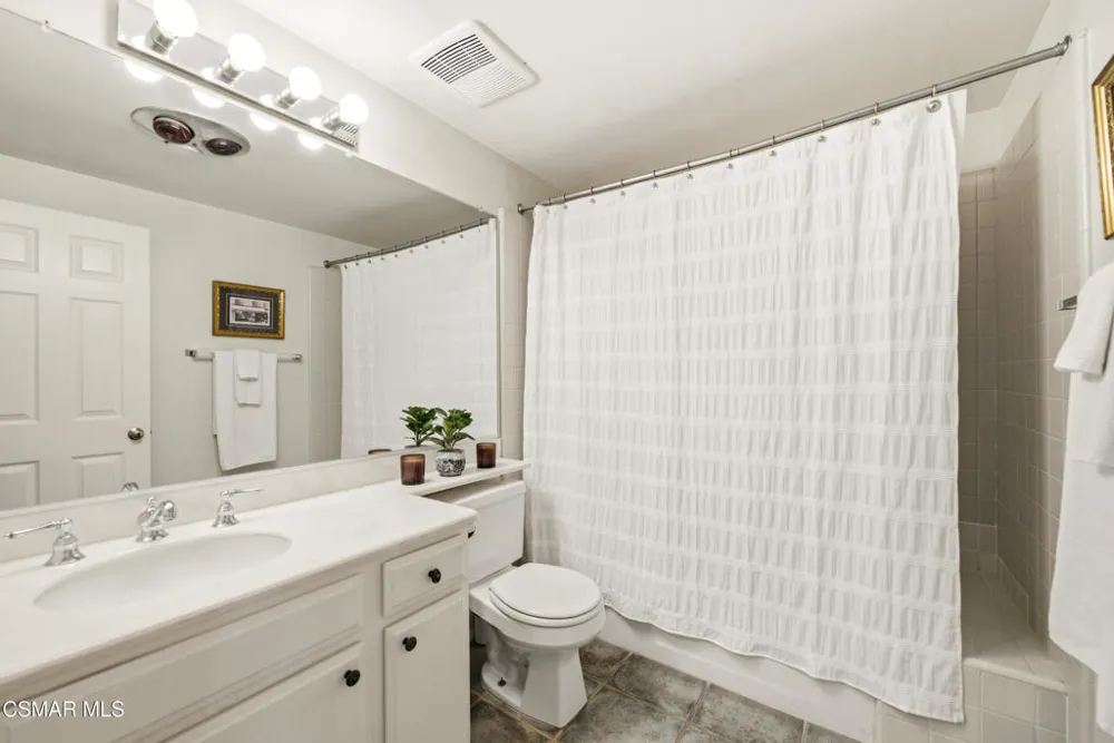 1133 9th Street #301 Santa Monica, CA 90403