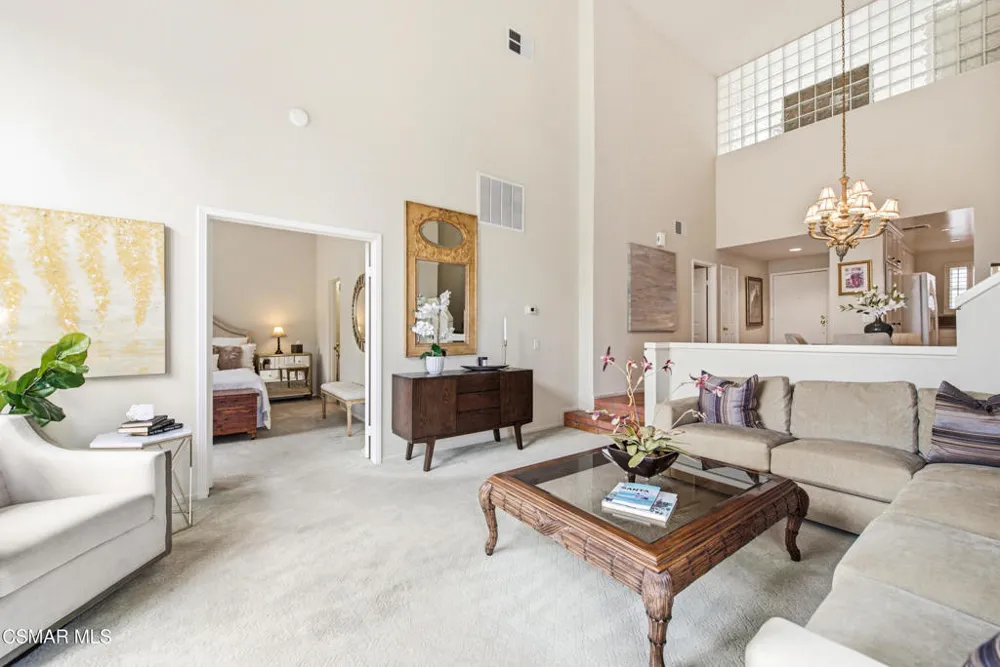 1133 9th Street #301 Santa Monica, CA 90403
