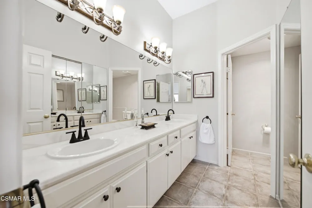 1133 9th Street #301 Santa Monica, CA 90403