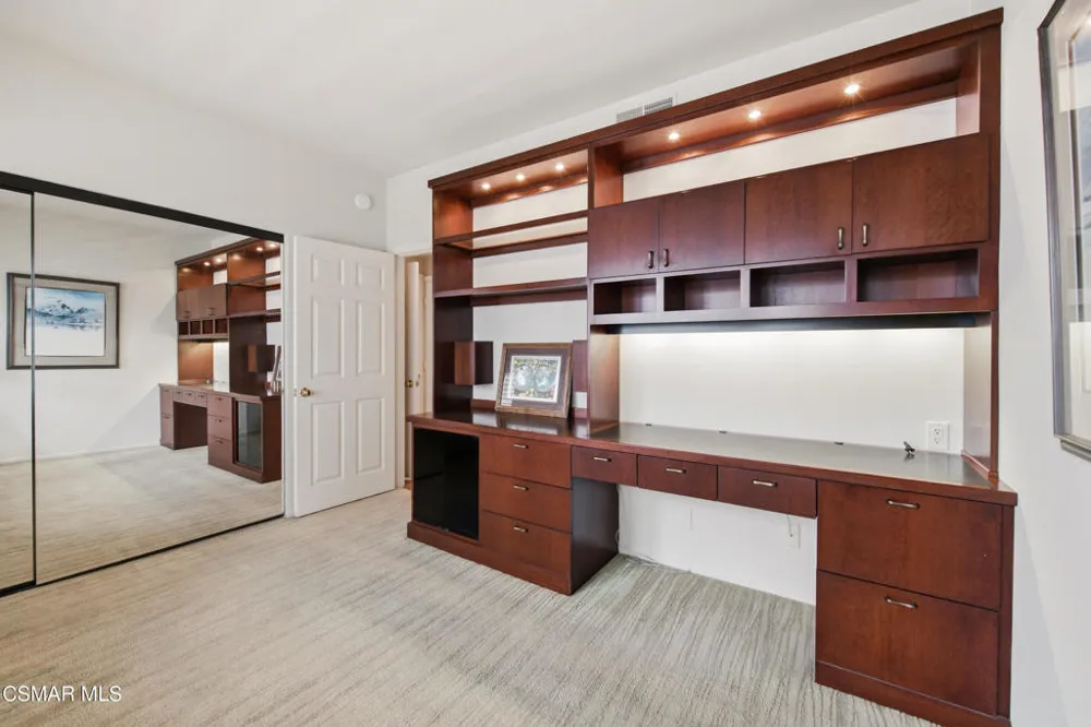 1133 9th Street #301 Santa Monica, CA 90403