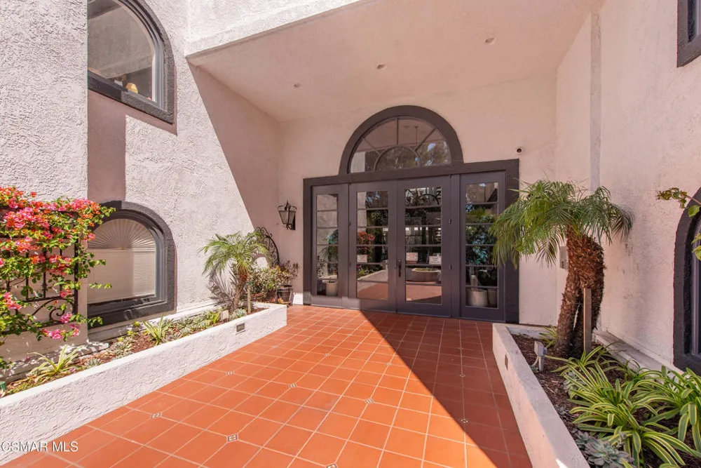 1133 9th Street #301 Santa Monica, CA 90403