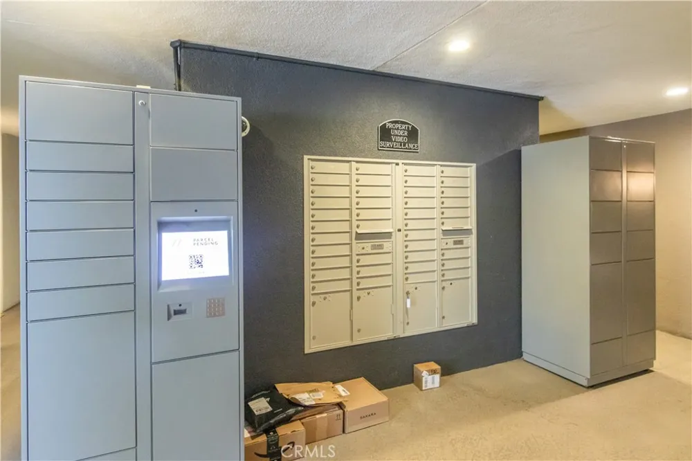 13045 Pacific Promenade #303 Playa Vista, CA 90094