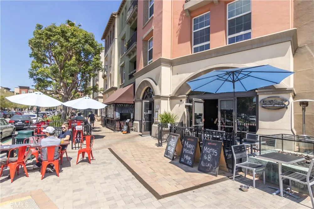 13045 Pacific Promenade #303 Playa Vista, CA 90094
