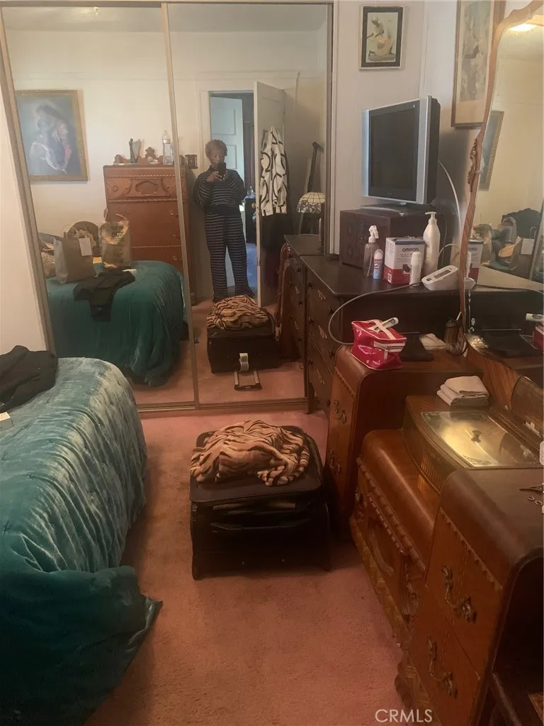 1567 La Salle San Francisco, CA 94124