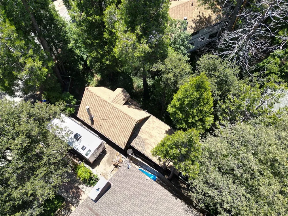 23404 Cloudview Crestline, CA 92325