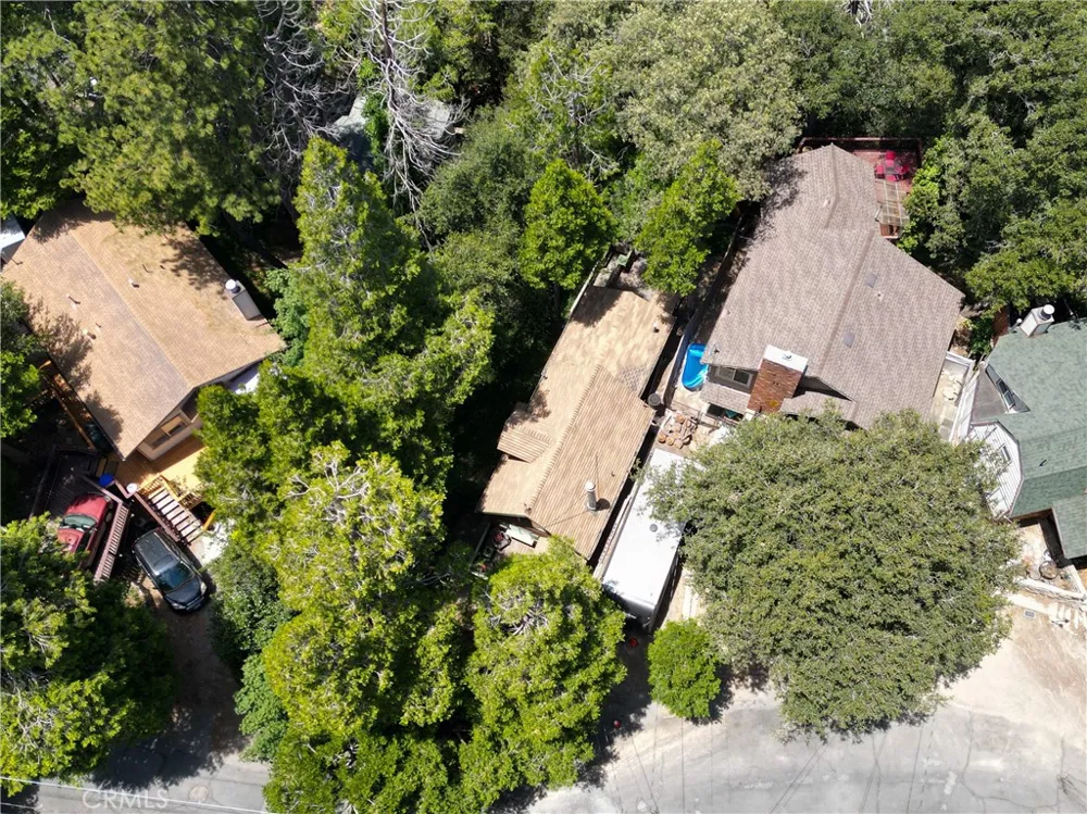 23404 Cloudview Crestline, CA 92325