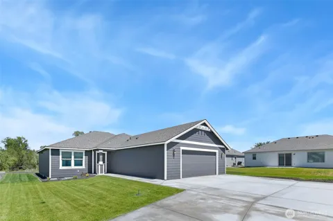 4246 W Sandy Court