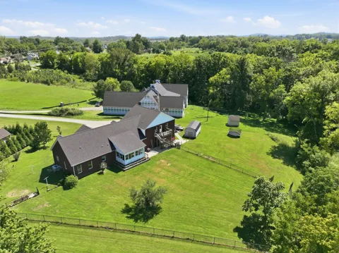 762 Waldron Rd