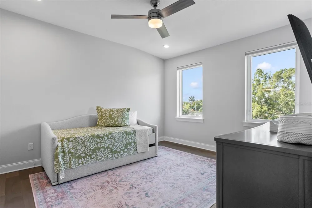 4722 LEGACY PARK DRIVE Tampa, FL 33611