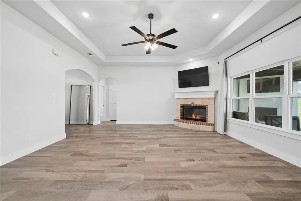 1005 Paradise Parkway Poolville, TX 76487