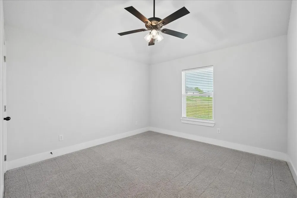 1005 Paradise Parkway Poolville, TX 76487