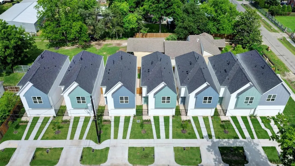 9614 Burden Street Houston, TX 77093