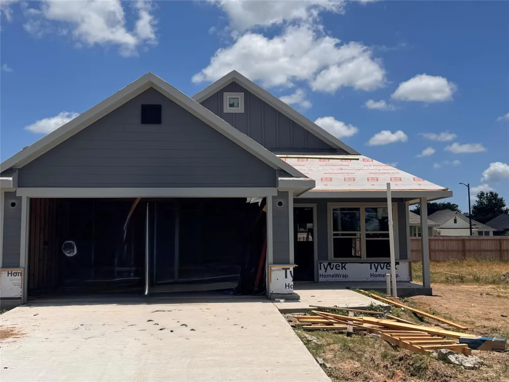 2869 Messenger Way Bryan, TX 77803
