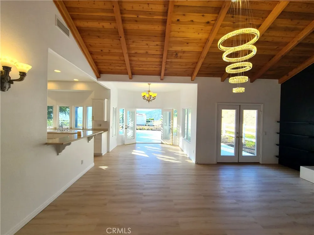 43605 Los Gatos Temecula, CA 92590
