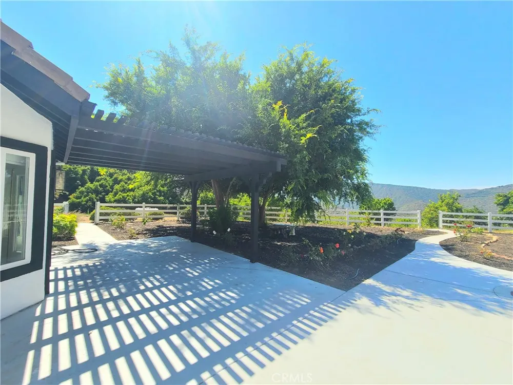 43605 Los Gatos Temecula, CA 92590