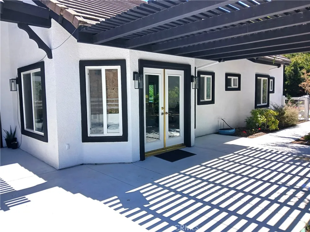 43605 Los Gatos Temecula, CA 92590