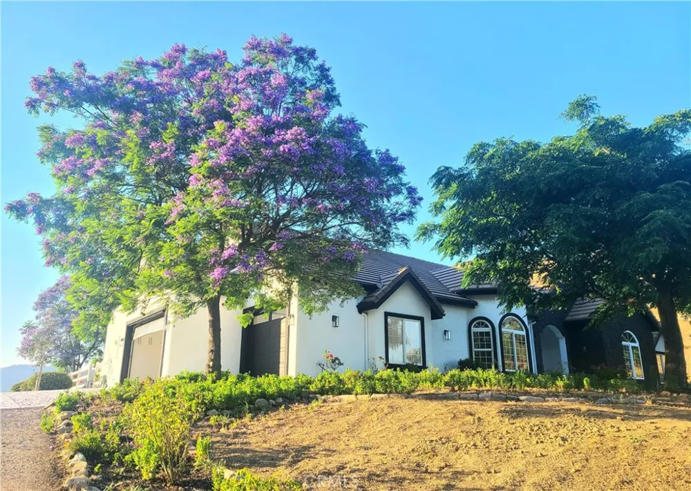 43605 Los Gatos Temecula, CA 92590
