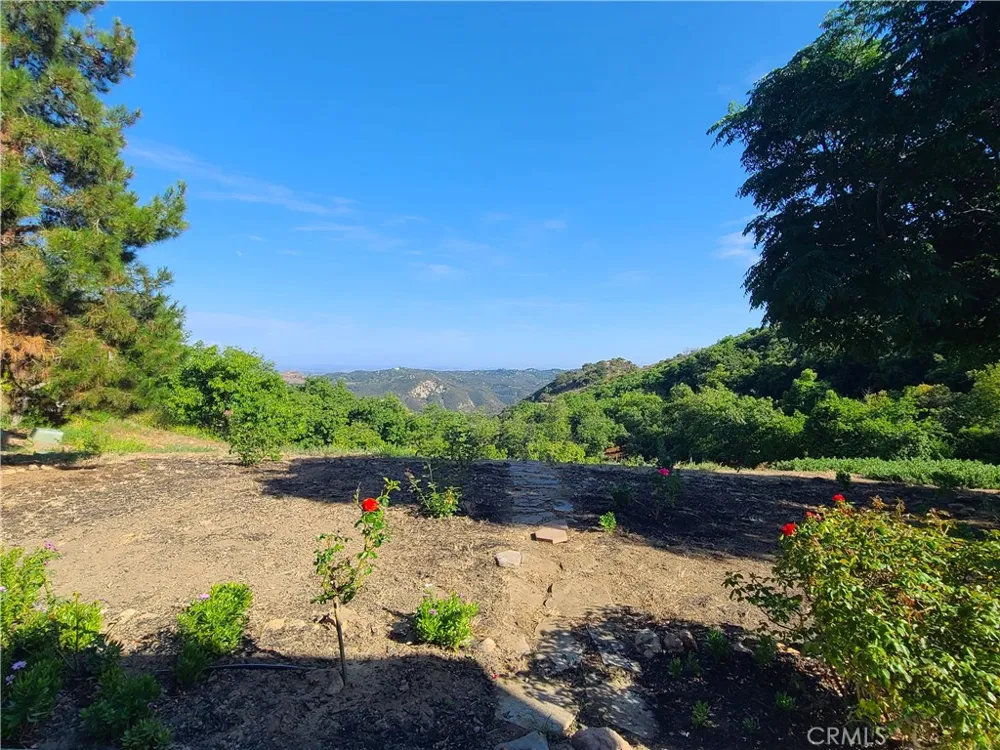 43605 Los Gatos Temecula, CA 92590