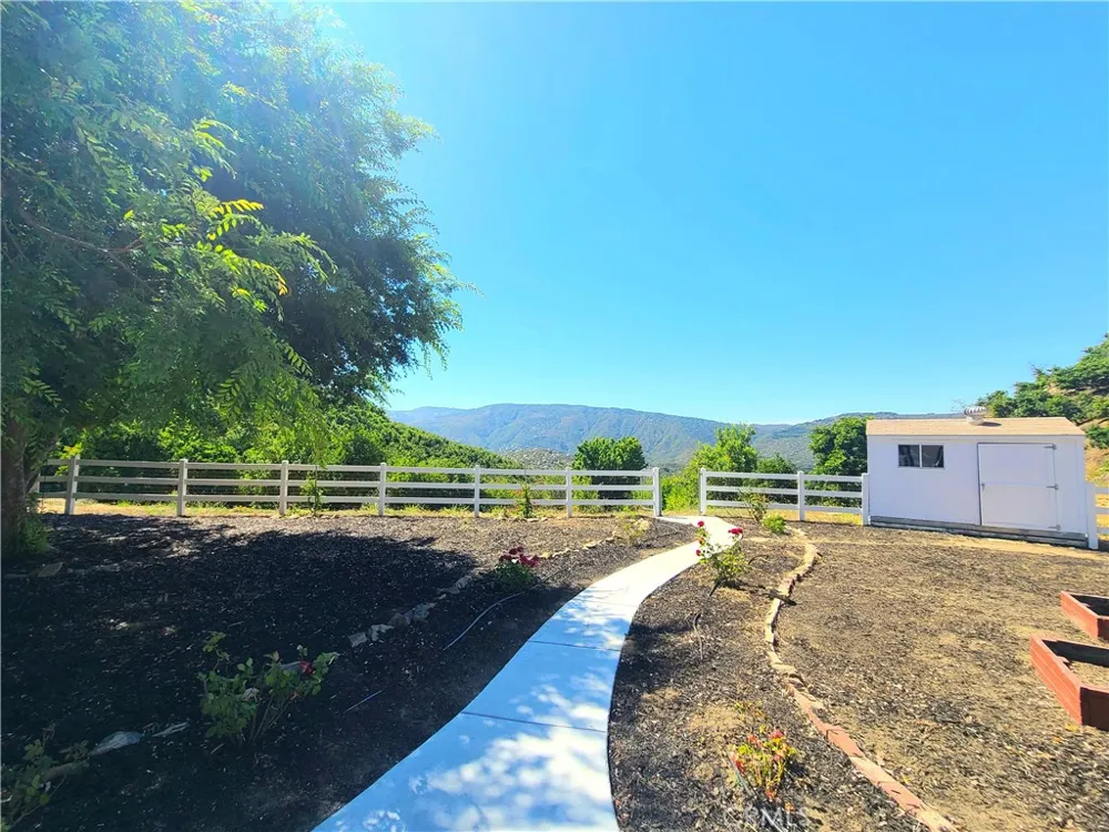 43605 Los Gatos Temecula, CA 92590