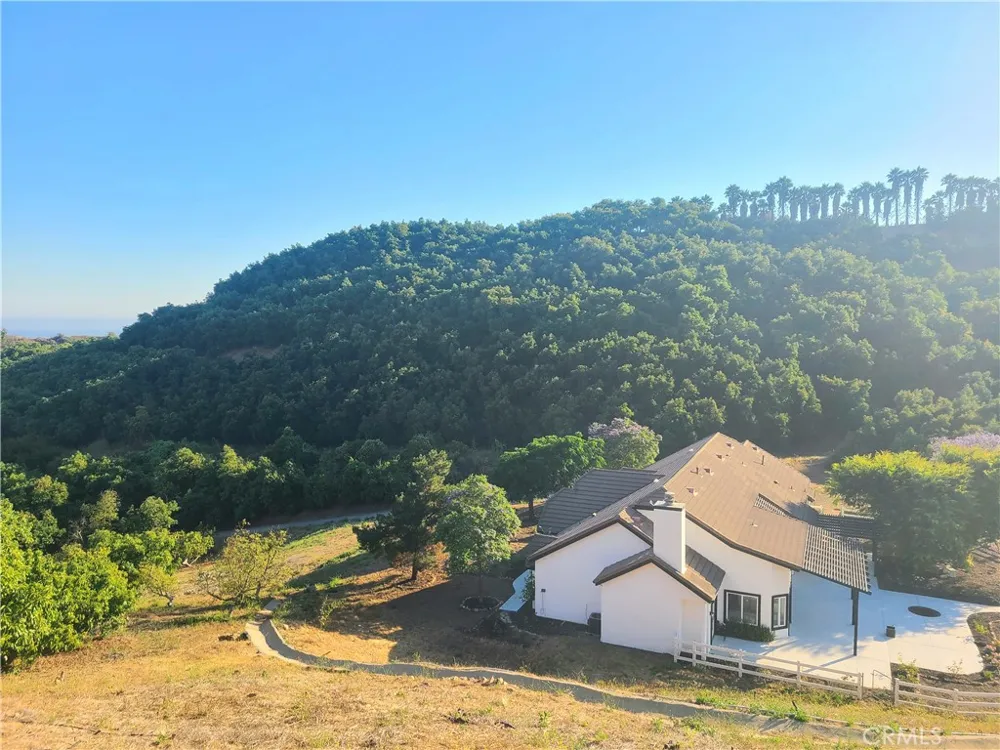 43605 Los Gatos Temecula, CA 92590