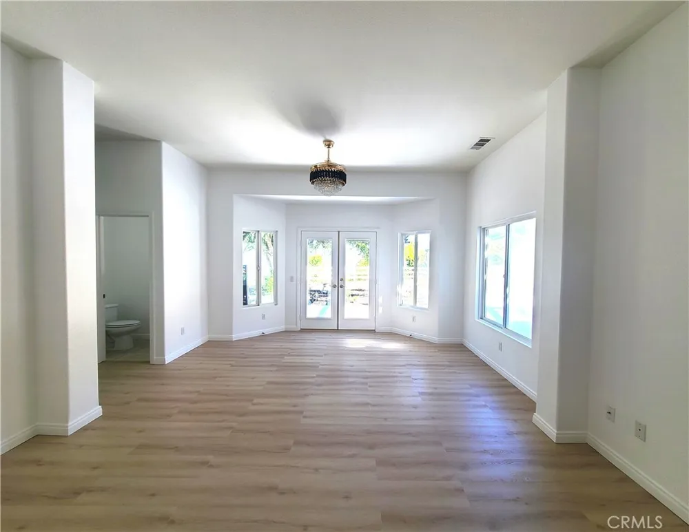 43605 Los Gatos Temecula, CA 92590
