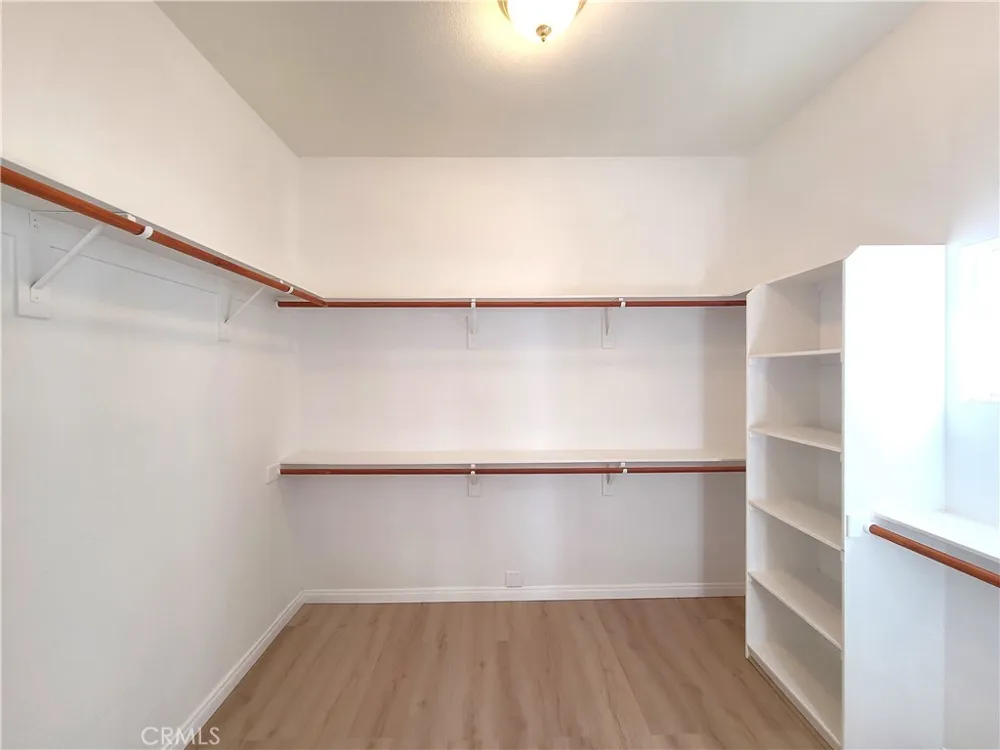 43605 Los Gatos Temecula, CA 92590