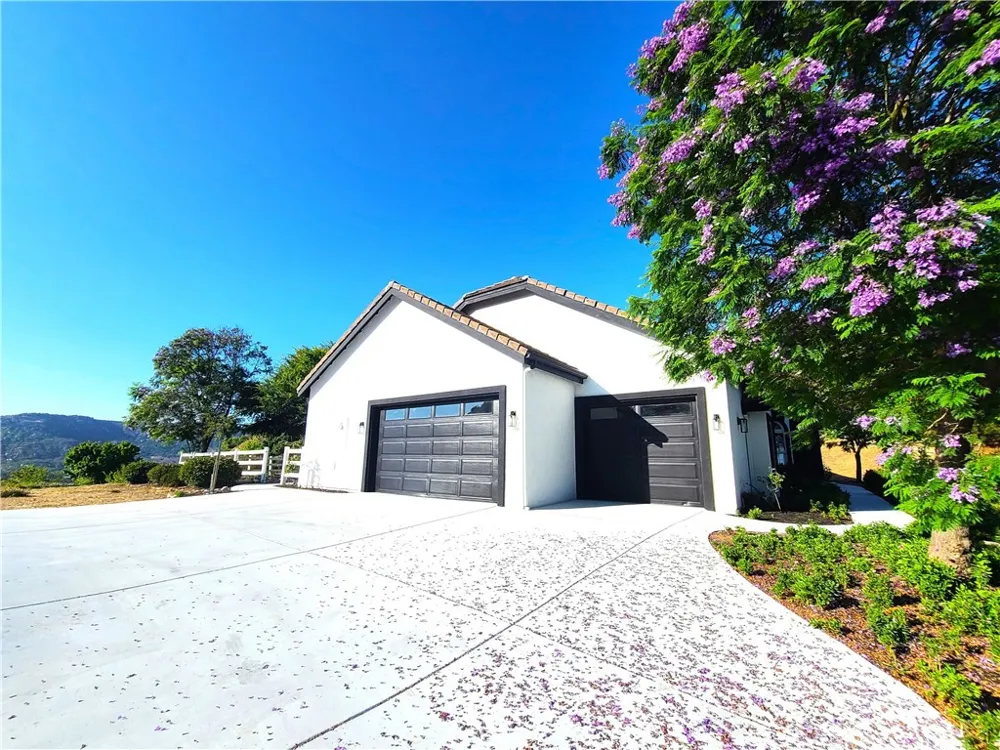 43605 Los Gatos Temecula, CA 92590