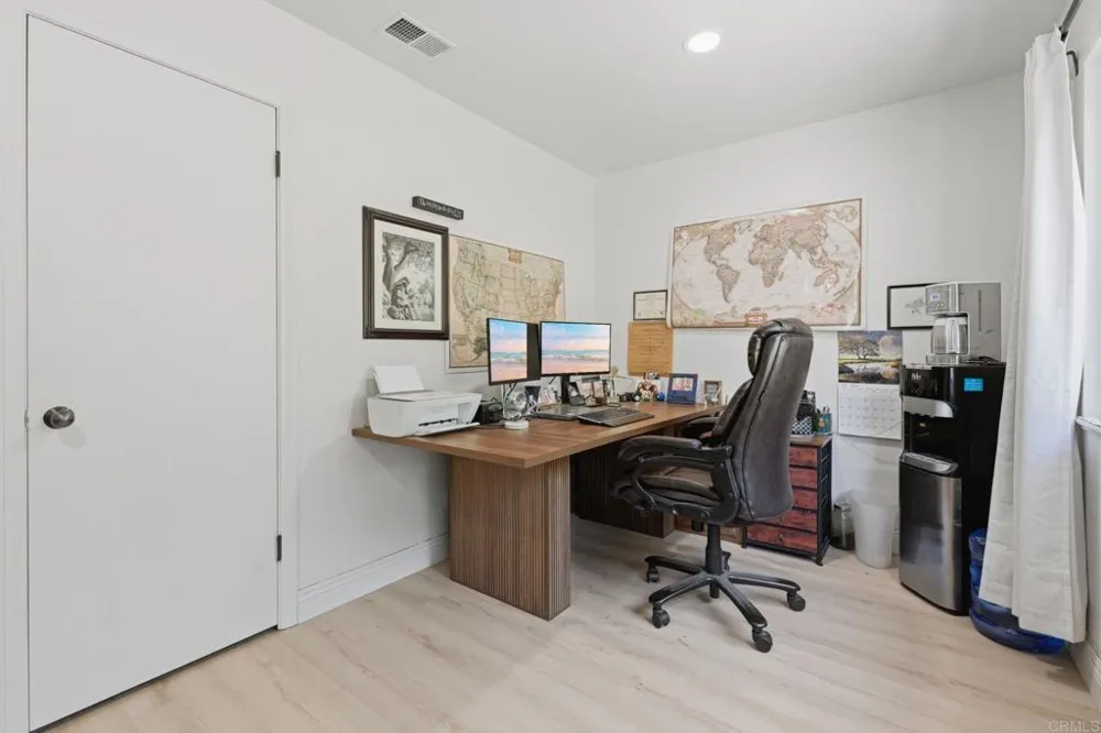 3830 Lake Garden Drive Fallbrook, CA 92028