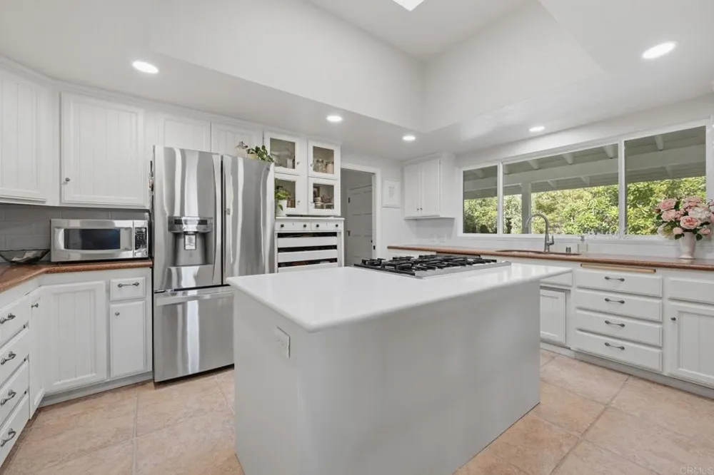 3830 Lake Garden Drive Fallbrook, CA 92028